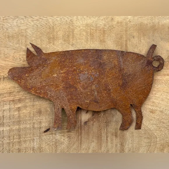 Rustic Metal Wall Decor Set - Heart, Pig, and Flower Basket - Picture 6 of 8